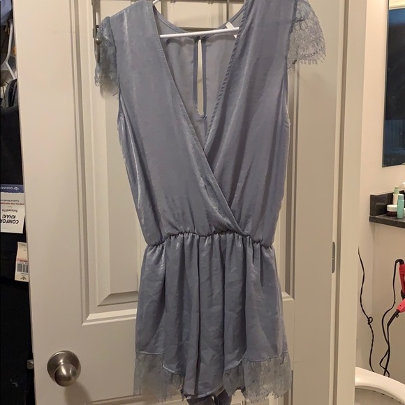 Silk and lace romper - Picture 4 of 5